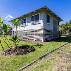 HILO HAVEN-4Bd2Ba Entire House w A/C, BBQ, Firepit