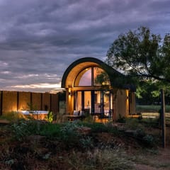 Prairie | Wide-Sky Studio Villa + Private Hot Tub