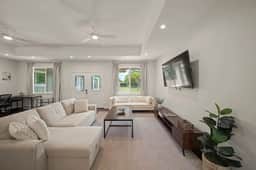 Test listing with new longer name - Image 3